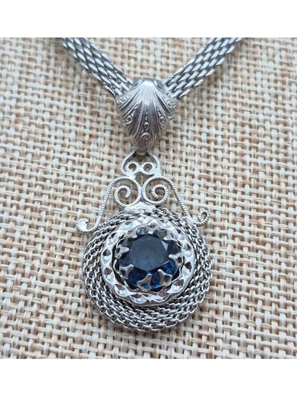 Fancy Vintage Silver Tone Mesh Chain Pendant Necklace Blue Glass Stone 18"